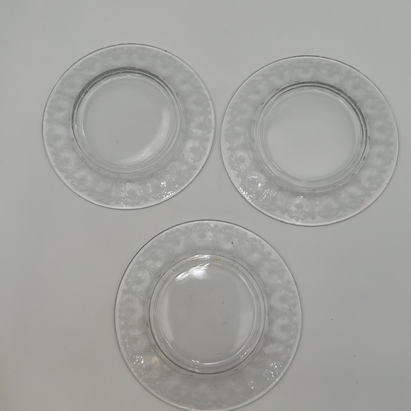 Vesta Clear Luncheon Plate by Glastonbury Lotus- set of 3 - Picture 11 of 16